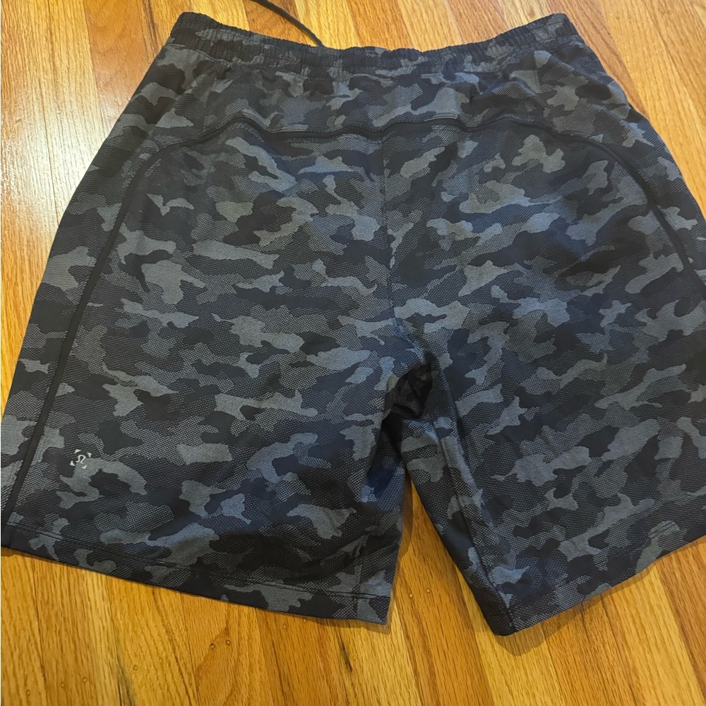 Lululemon xl 9 Camouflage Athletic Shorts